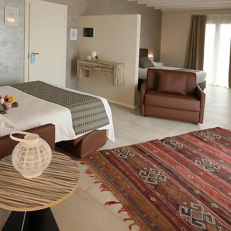 Hotel Buena Onda เปสเคียรา เดล การ์ดา ภายนอก รูปภาพ