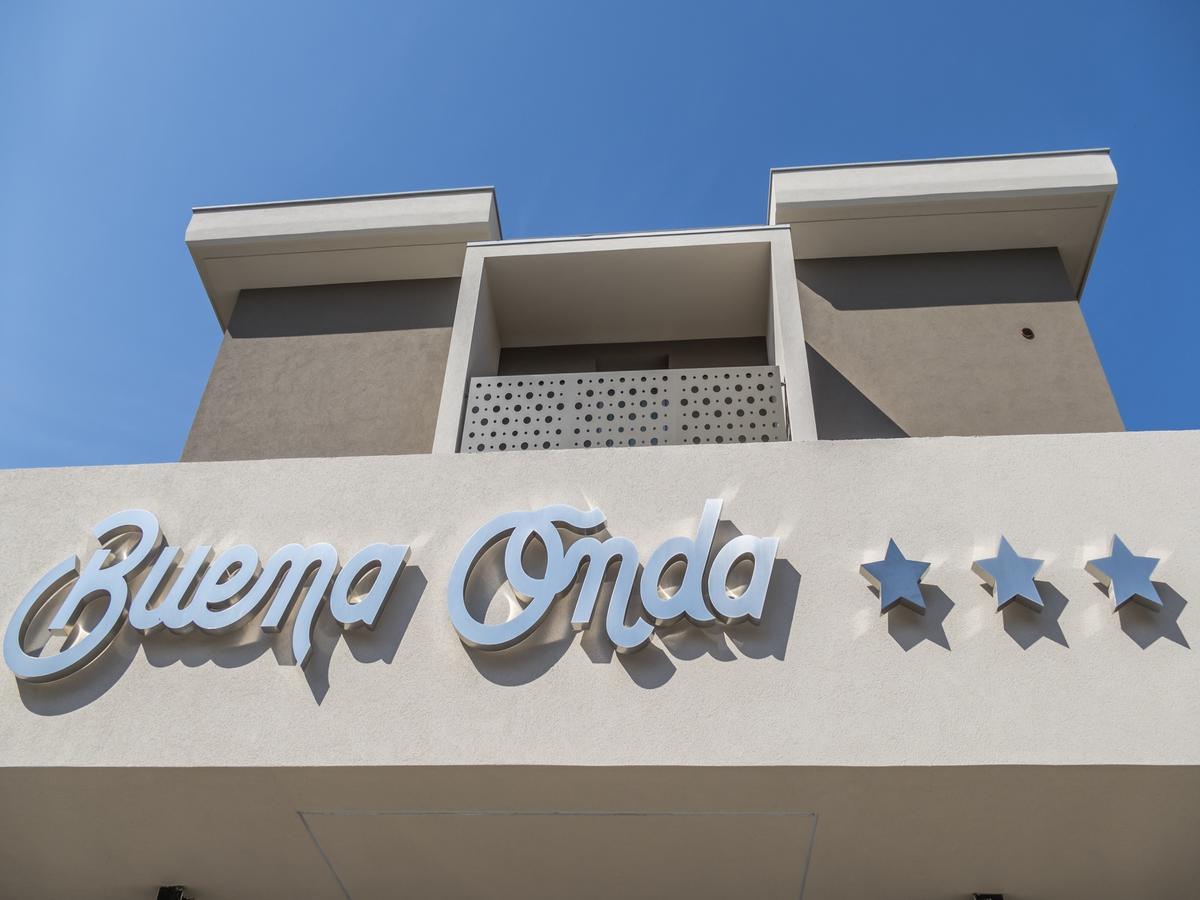 Hotel Buena Onda เปสเคียรา เดล การ์ดา ภายนอก รูปภาพ